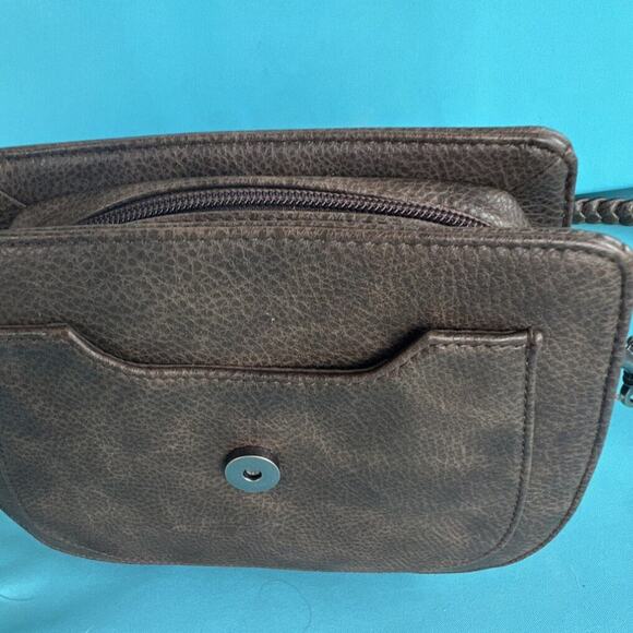 NEW Southwestern Women’s Vegan Brown Turquoise Concho Braided Shoulder Strap Bag - Picture 8 of 11